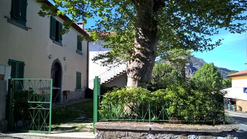 Hotels Near Cimitero Militare Germanico Della Futa 39 Ebookerscom
