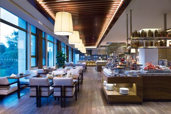Jinji Lake Grand Hotel Deals Reviews Suzhou Chn Wotif - 