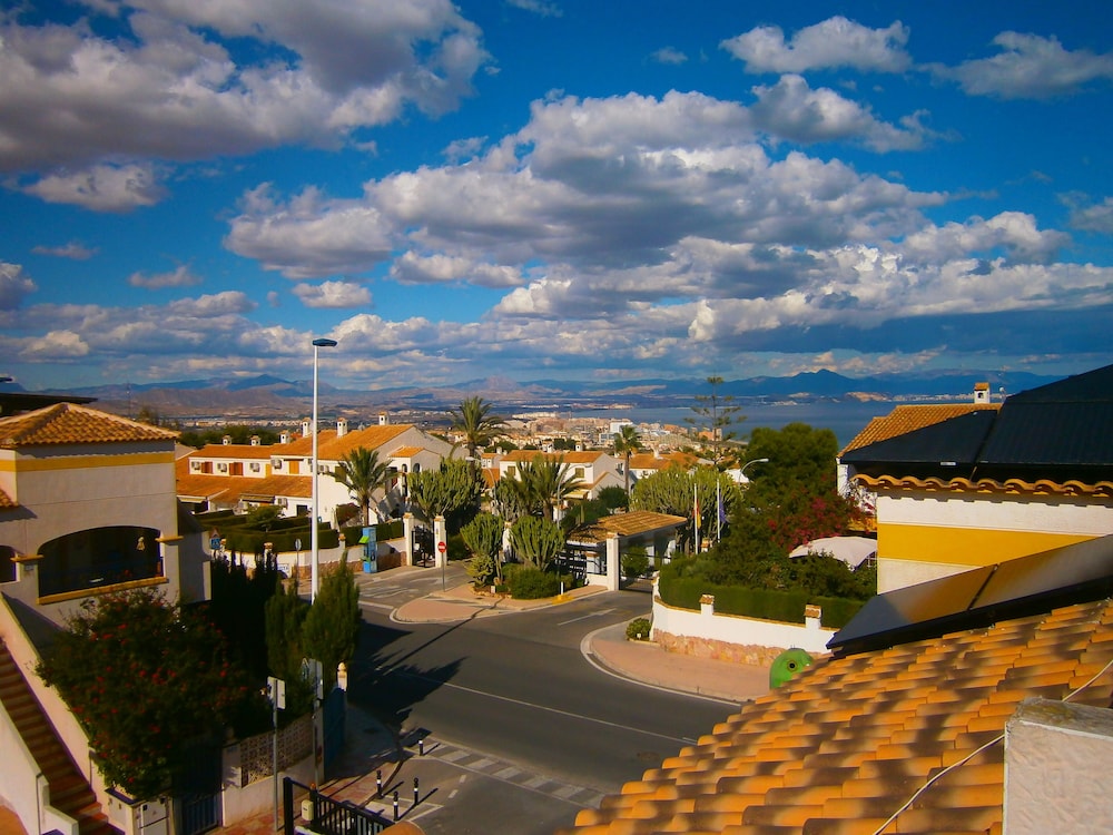 Vacation with a sea view on the Costa Blanca (near Alicante) Gran