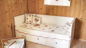 2 Schlafzimmer, Bügeleisen/Bügelbrett, Babybetten, WLAN