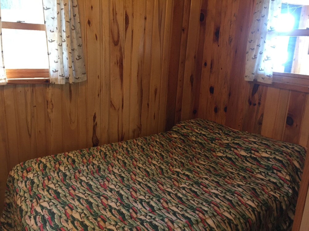 Lake front cottage Brainerd Lakes Area beautiful sandy beach