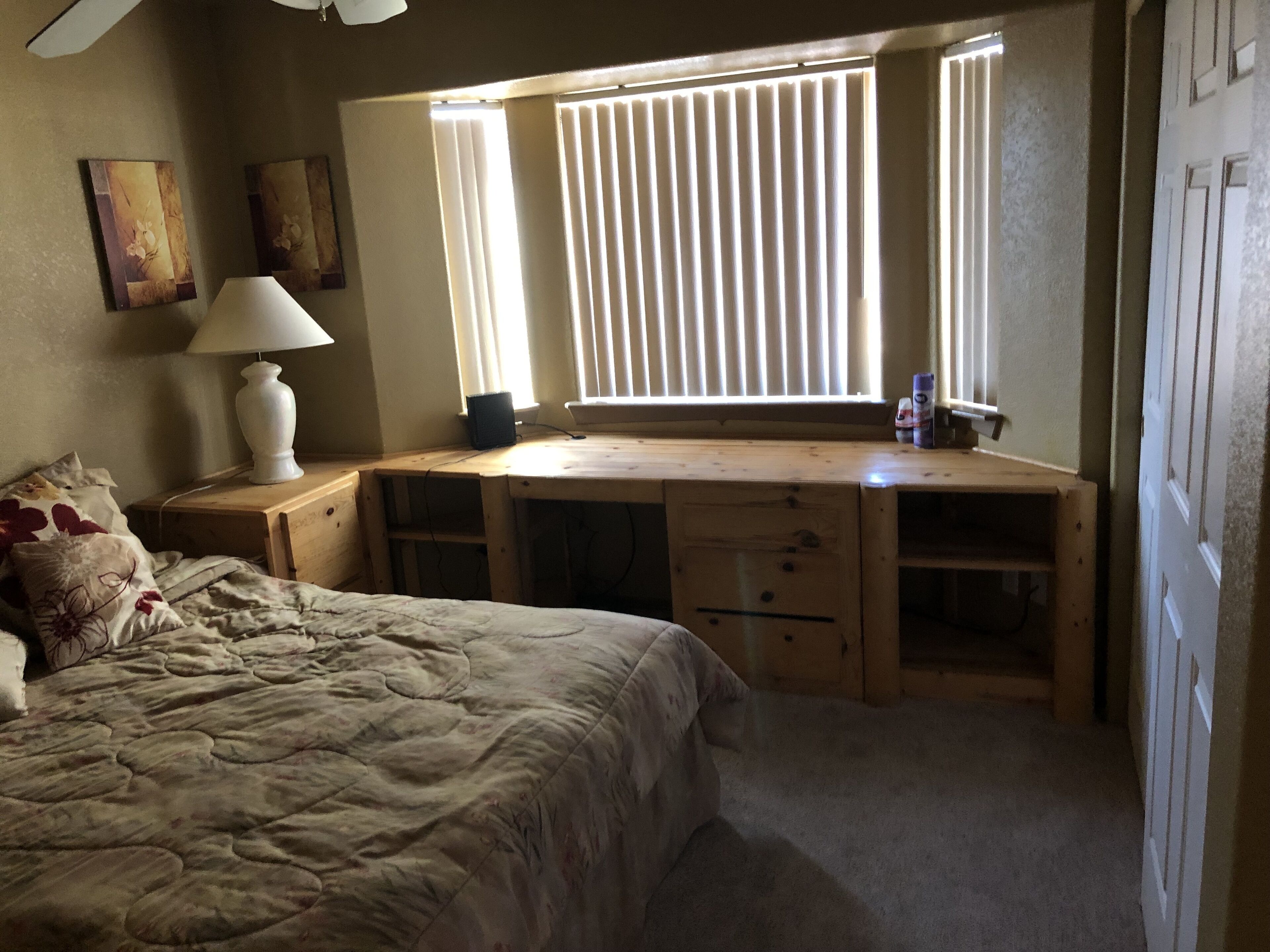 Beautiful Single Story Home Less Than 5 Minutes From Colorado River and Laughlin in Bullhead City, United States