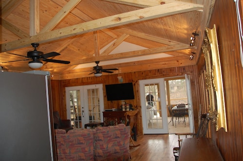 Best Cabins In Lake Hamilton For 2020 Find Cheap 75 Cabins