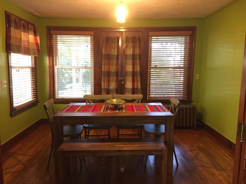 Great Place to stay Cozy House In An Extraordinaire Neighborhood near Cleveland Heights