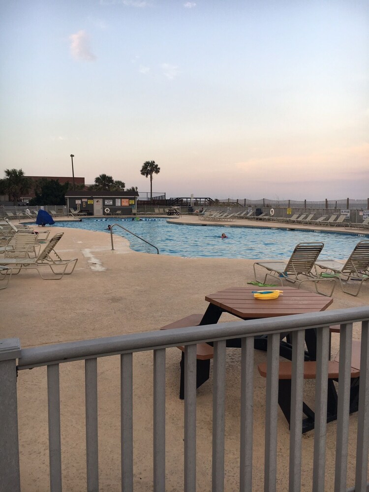 Myrtle Beach Resorts 1st Floor Condo Snowbirds Winter Rentals