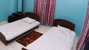 Premium bedding, desk, rollaway beds, free WiFi