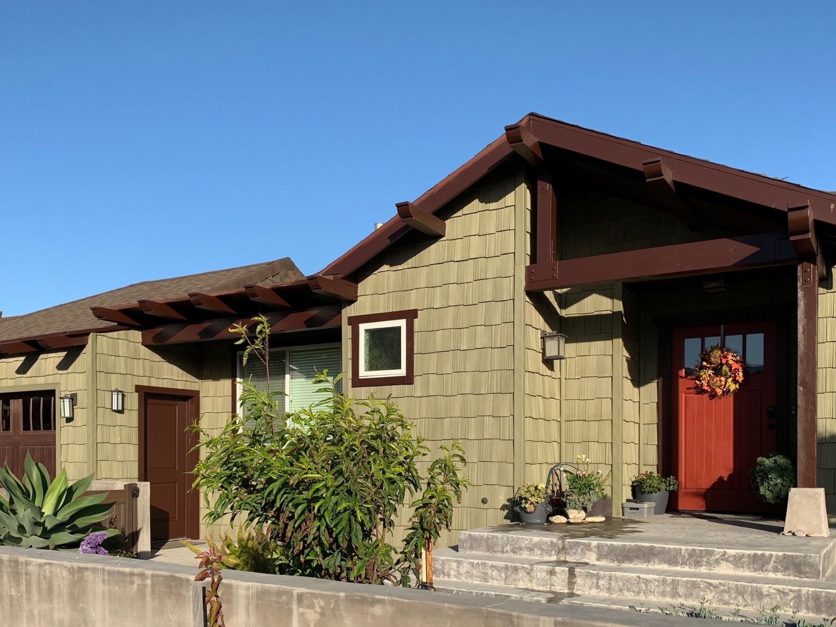 New Ventura Beach Craftsman Home by RedAwning in Ventura, United States