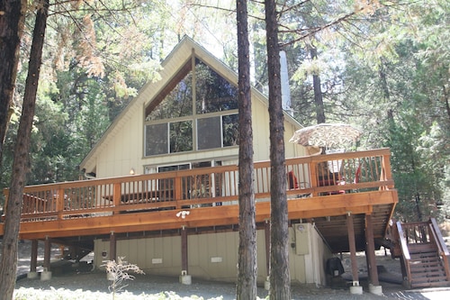 Best Cabins In La Grange For 2020 Find Cheap 42 Cabins Rentals