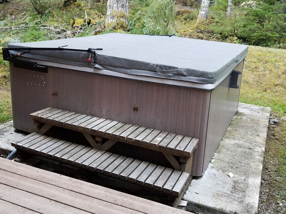 Cozy Studio Apartment Near Crystal Mtn Ski Resort & Mt Rainier National