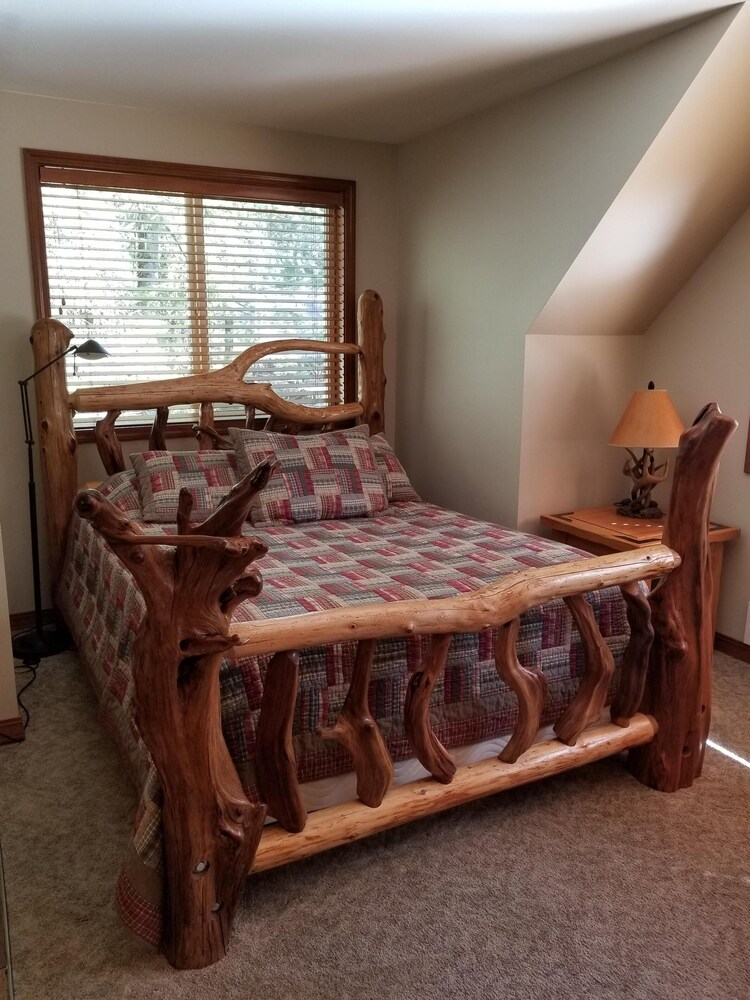 Cozy Studio Apartment Near Crystal Mtn Ski Resort & Mt Rainier National