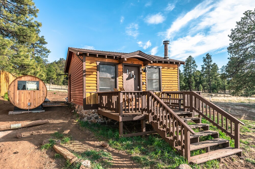 Tiny Mountain View Sauna Cabin On 1 5 Acres In The Coconino