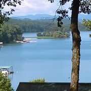 Top 10 Hotels In Hayesville Nc 91 On Expedia Lake Chatuge Country Cottages Cozy Up At Carolina Cottage Dock Slip Avail