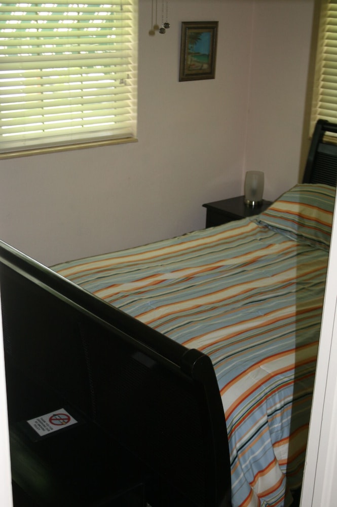 Family, Pet & Boater Friendly !!!!