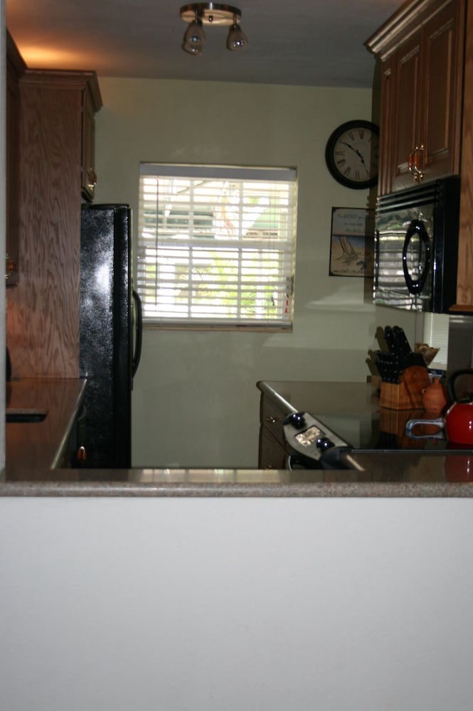 Family, Pet & Boater Friendly !!!!