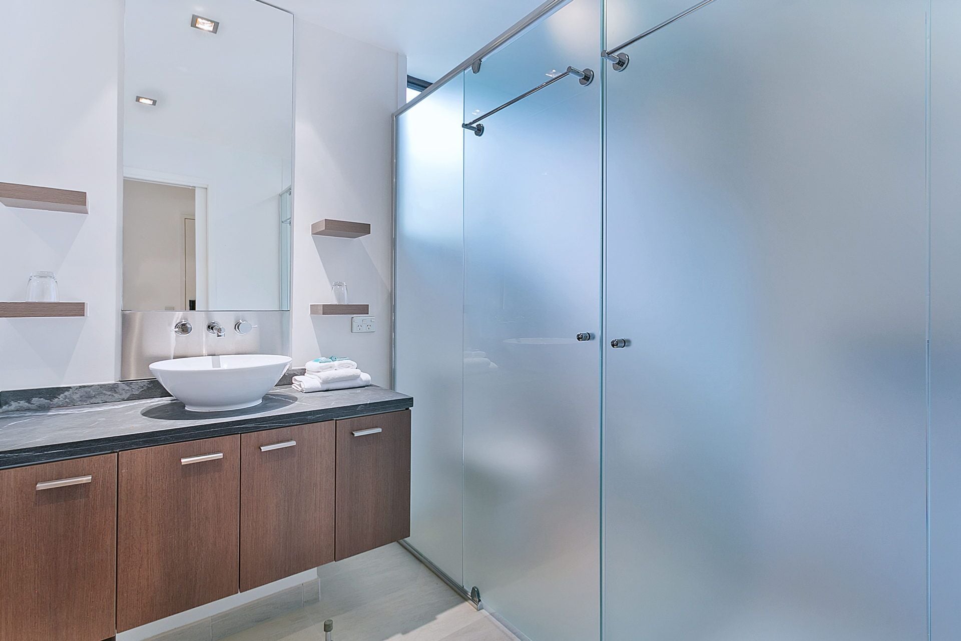 Private Sea Temple King Studio 423