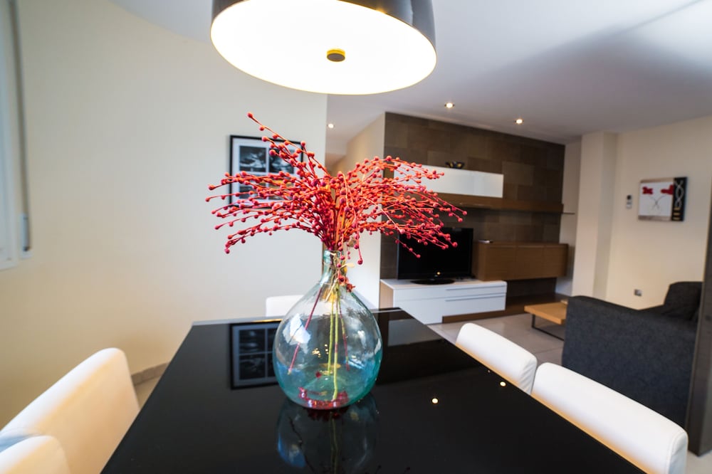 Photo - Agi Drugstore Apartments