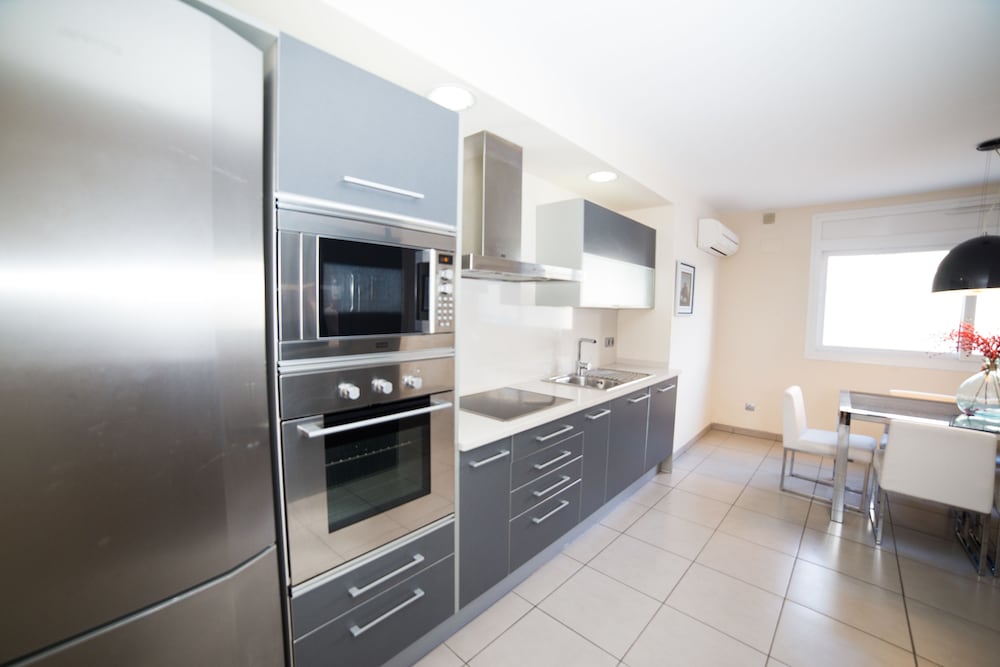 Photo - Agi Drugstore Apartments