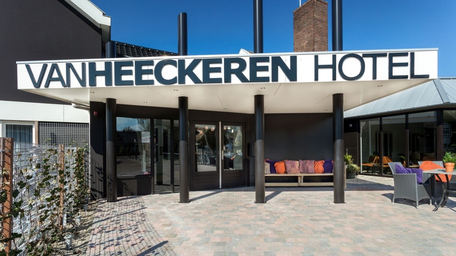Van Heeckeren Hotel in Nes, Netherlands