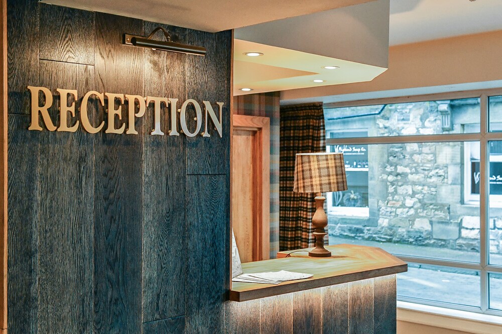 McKays Hotel Bar & Restaurant, Pitlochry 89 Room Prices & Reviews