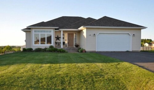 Currently selected item. Gordon Gay Drive Getaway Deals & Reviews (Stratford, CAN) | Wotif