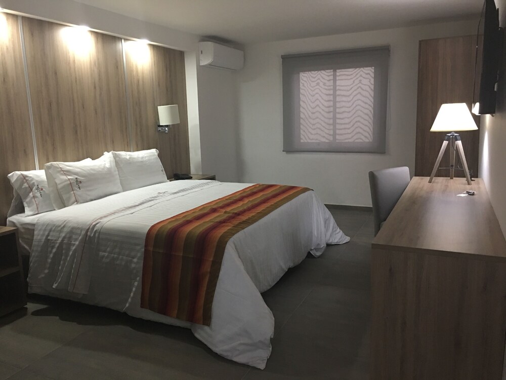Hotel Hangar Inn Guadalajara Hotel Hangar Inn Guadalajara