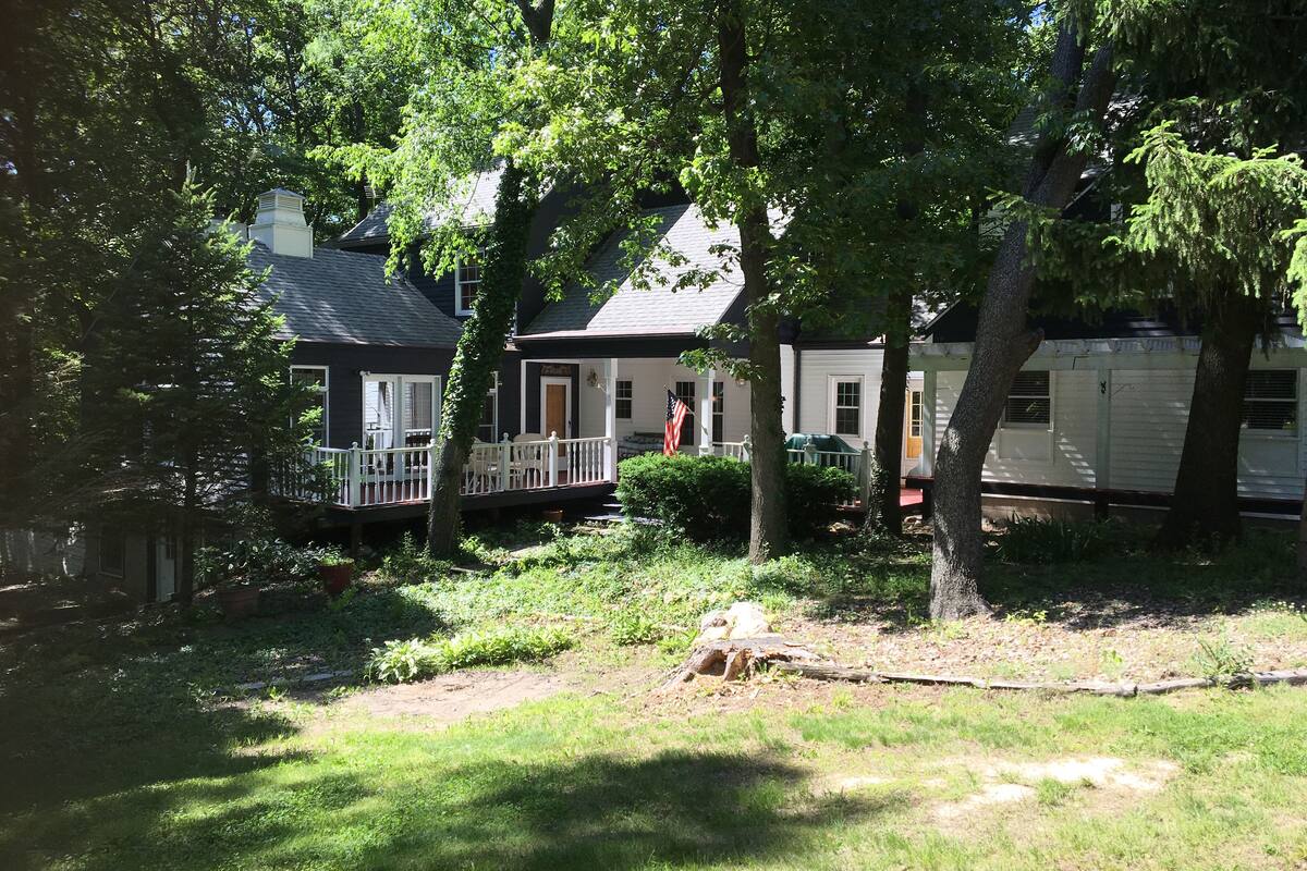 The Manor House Country Home In East Peoria Il Expedia