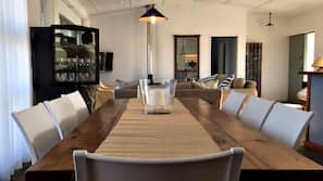Sala de jantar (no quarto)