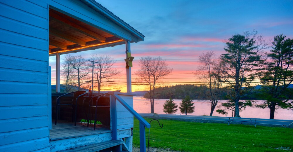 Renovated Bungalo Village Cottage on CrystalClear Newfound Lake Bristol Vrbo
