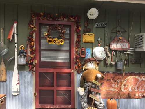 Best Cabins In Lanagan For 2020 Find Cheap 49 Cabins Rentals