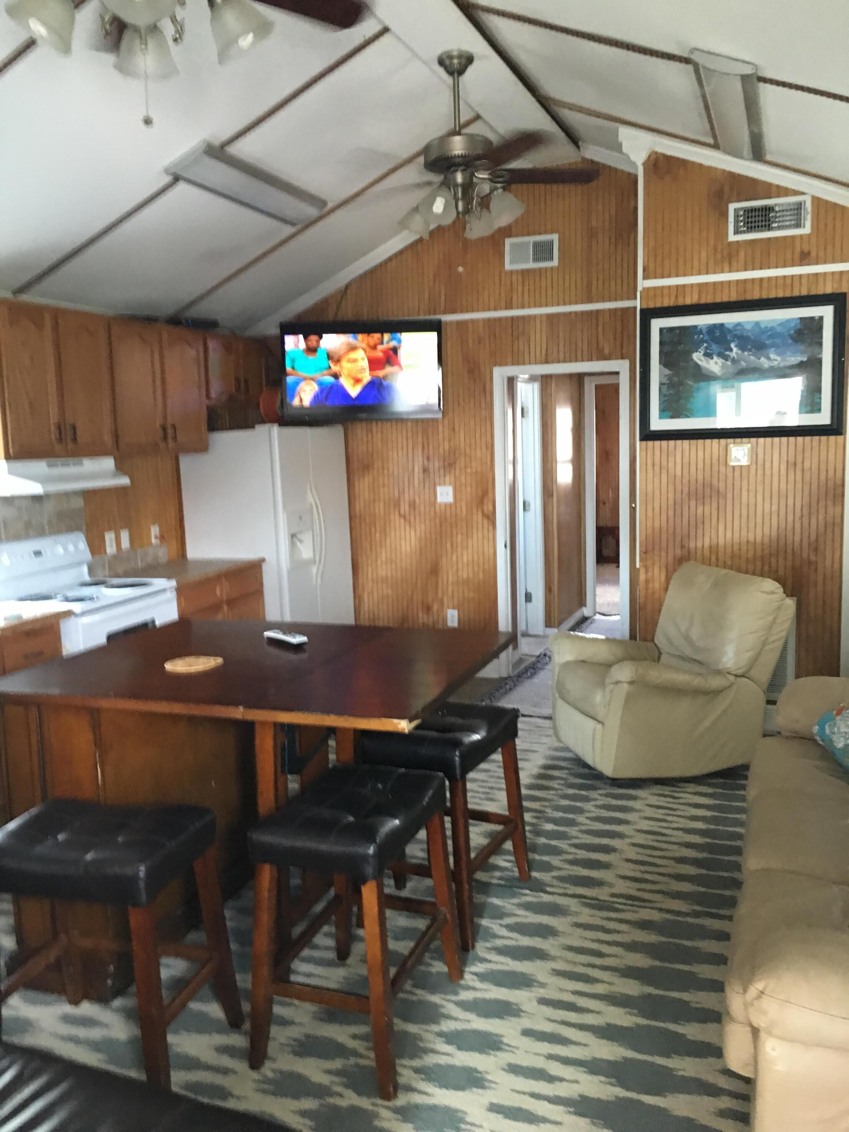 Relax, Enjoy, Family Owned Houseboat. Rent 5 Nts, 6 nt Free in Venice, United States