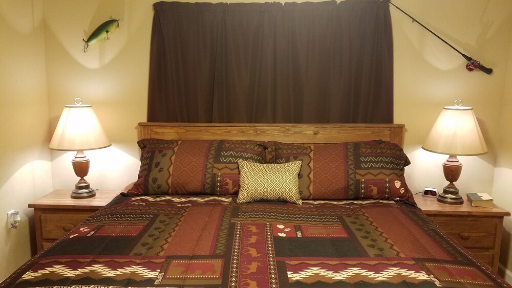 Cotter Rock Cottage, Historic Cotter AR. Near River "Trout Capital USA