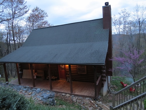Hotels Near Tweetsie Railroad Boone Top 10 By New Listing Cozy Ski Mountain Cabin Ing Rock N C Hot Tub
