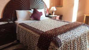 Ropa de cama de alta calidad, escritorio, tabla de planchar con plancha