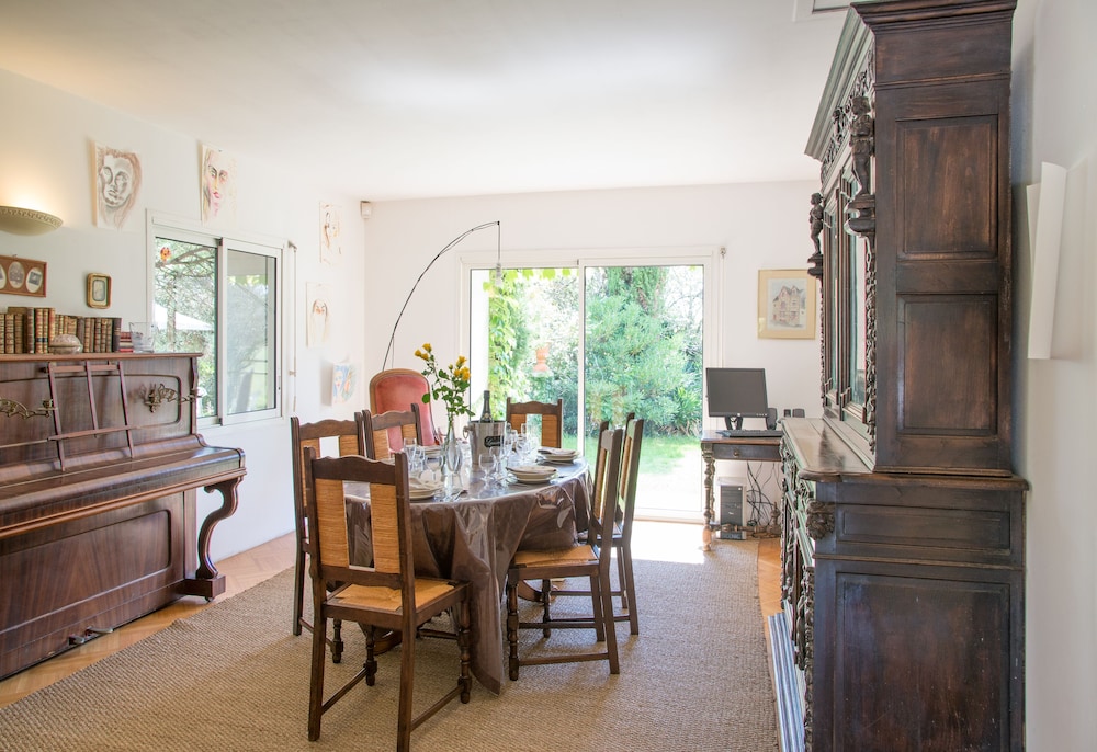 Charming House In Exceptional Location With Nature And Sea For