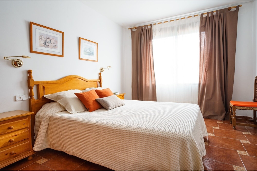 Malaga, Spain. House in the countryside near beaches and downtown Air