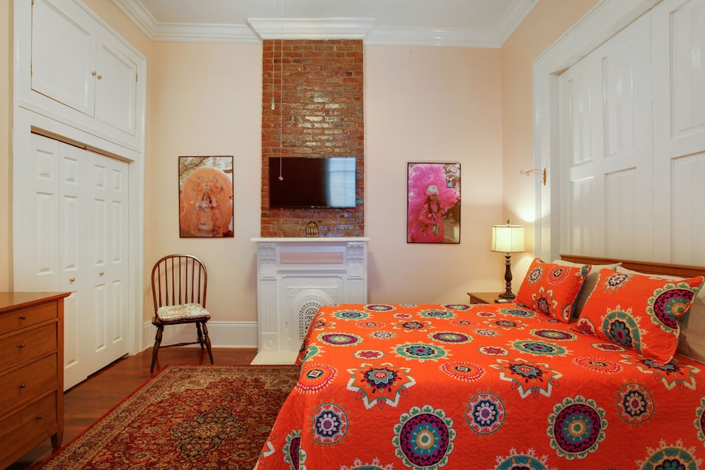 Fun, Festivals And Jazz Second Lines In Vibrant Treme / French Quarter