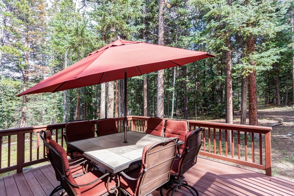 Beautiful Mountain Home New Hot Tub Fire Pit Close To Skiing