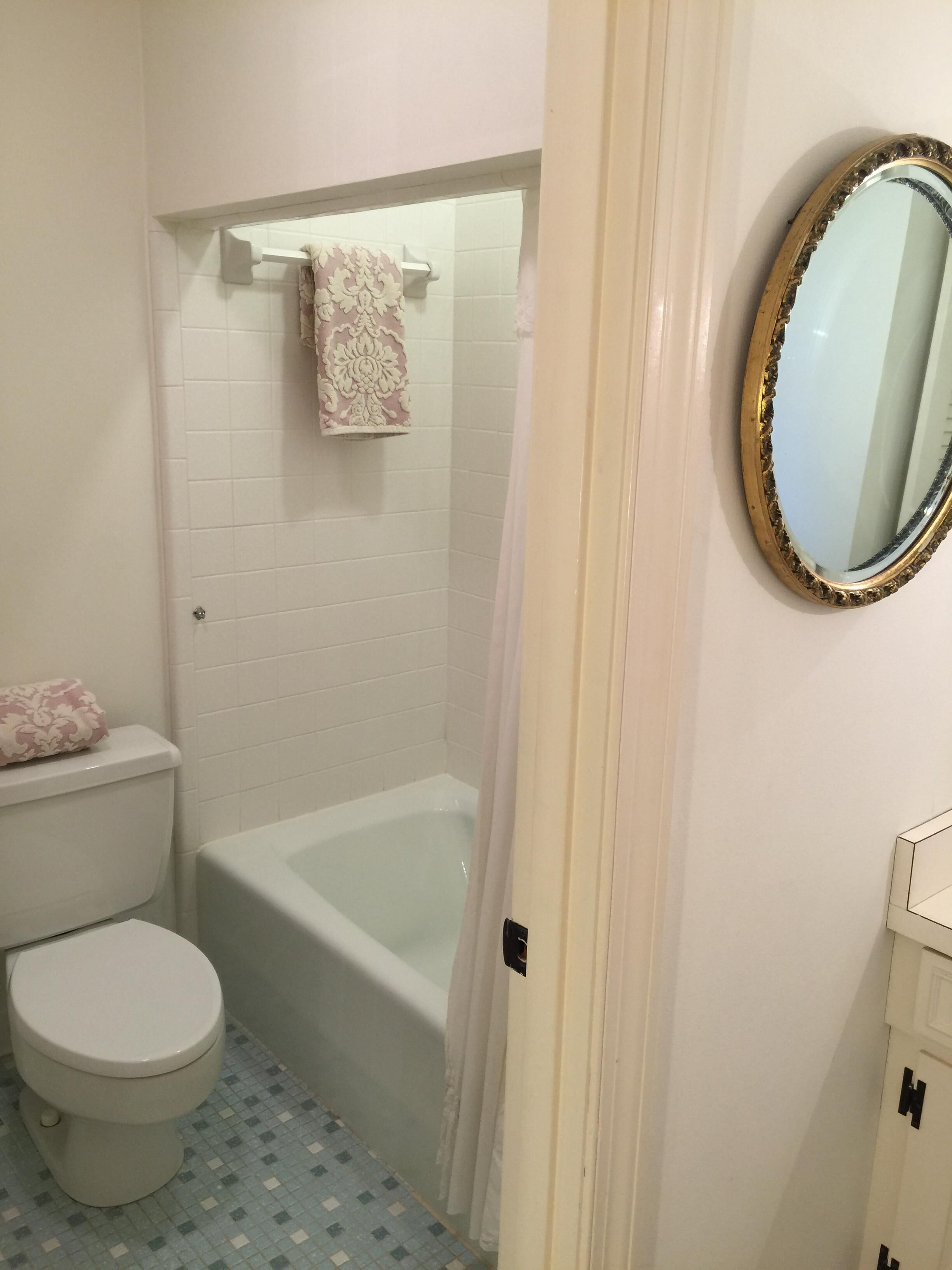 6/7 bdrm 24 ppl Lookout Mtn~5miles Downtown Chatt 4 acre in Trenton, United States