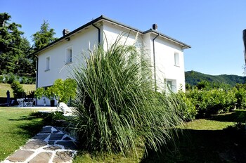 Gan Eden The So Called Earthly Paradise Was A Walled Garden And Protected Monterenzio 211 Room Prices Reviews Travelocity