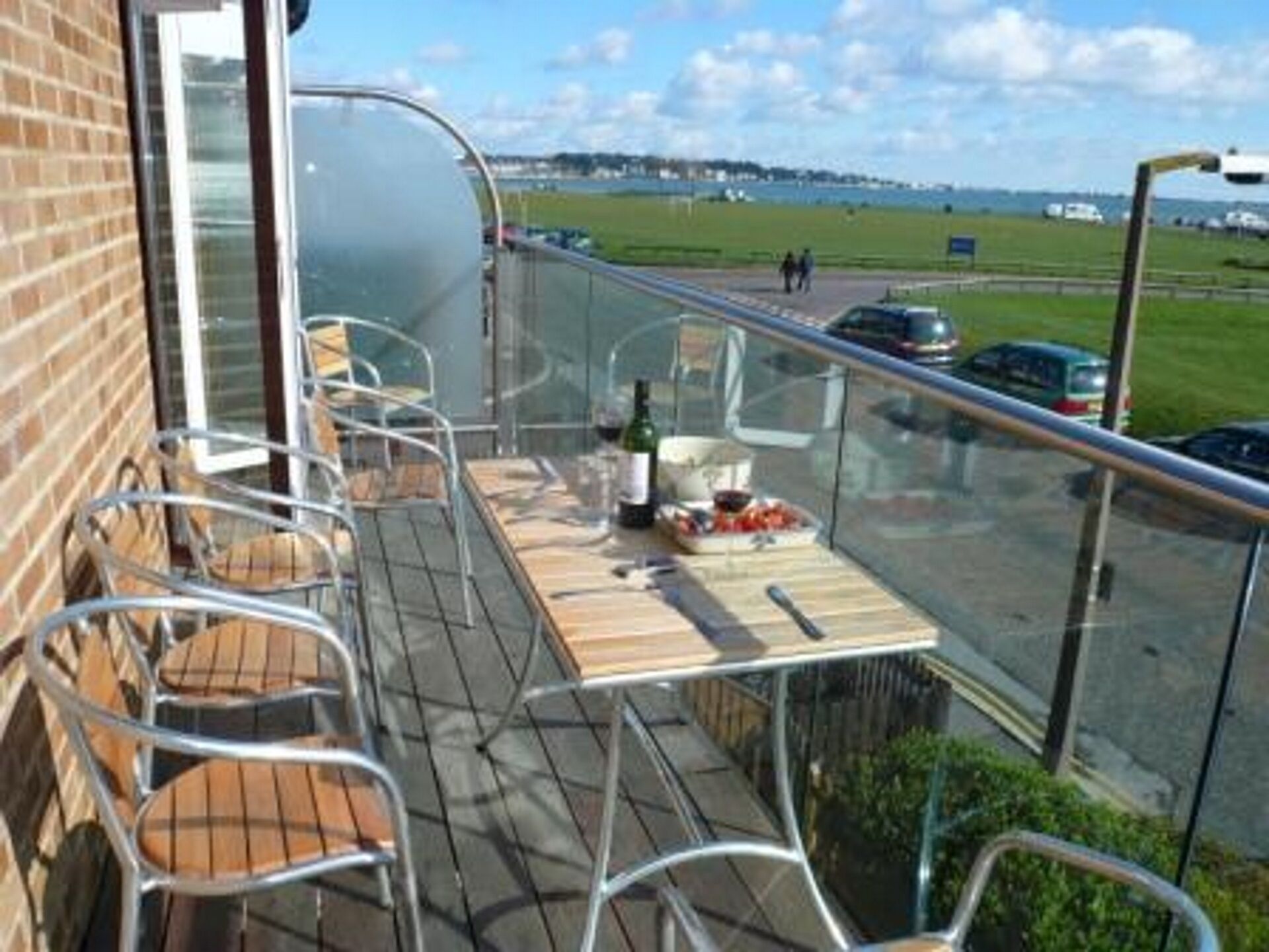 Sandbanks View Poole 2ベッドルームの逆さまの家からの海の眺め 