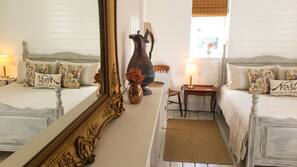 1 bedroom, iron/ironing board, WiFi, linens