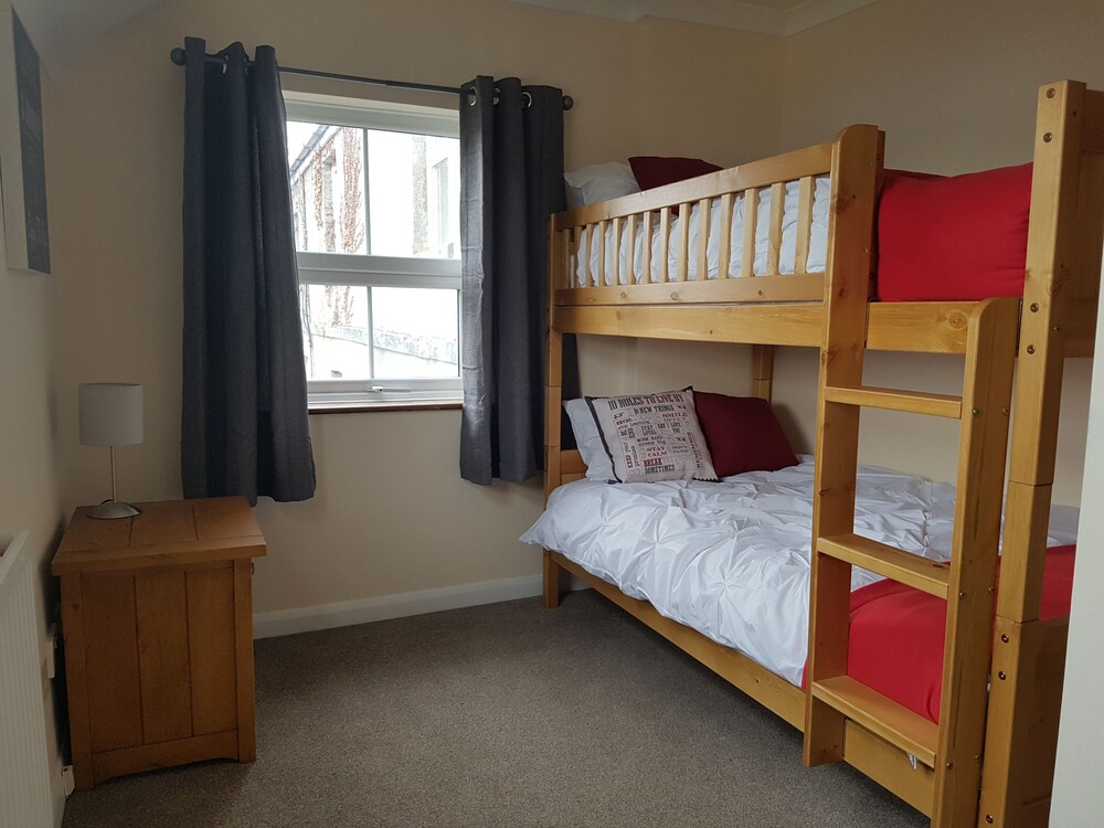 Comfortable & Homely High Littleton Vrbo