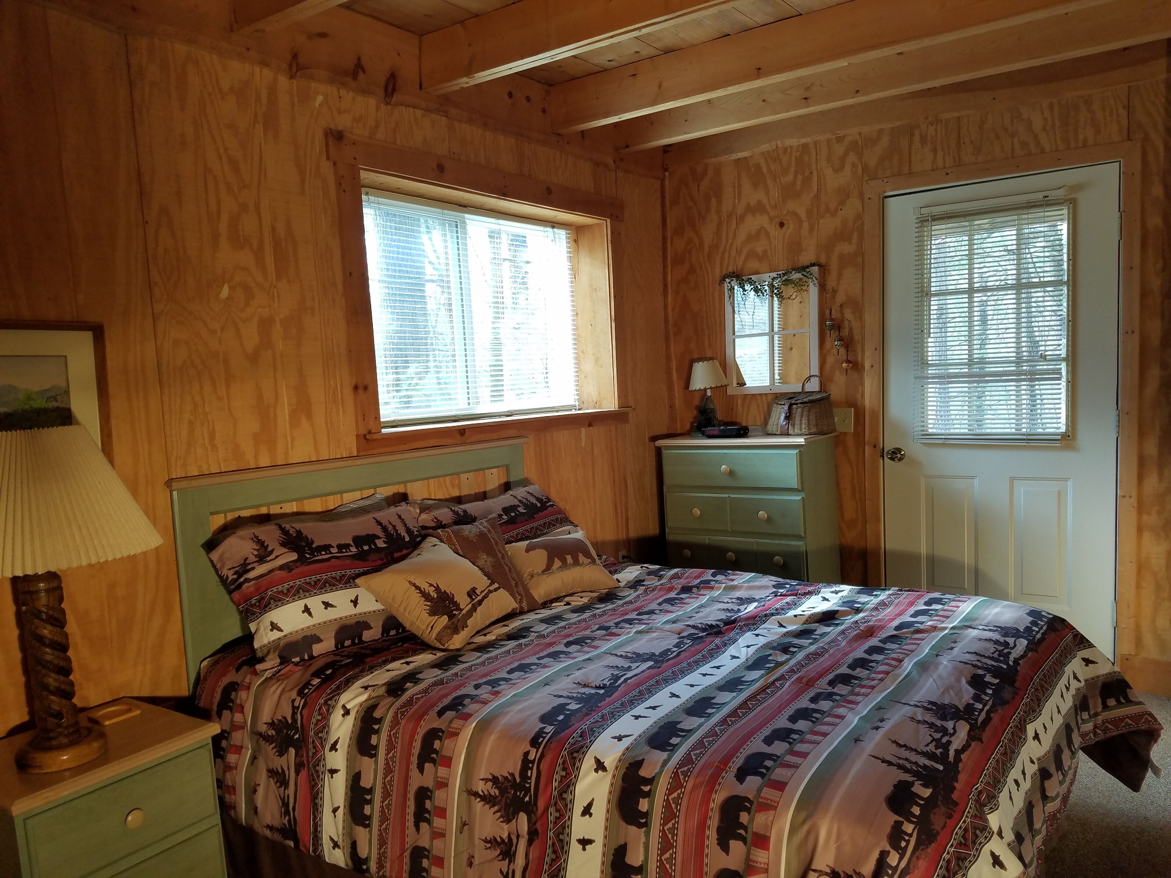 Log Cabin Located In Wooded Area Seven Points Marina Within 5 Miles Reviews Expedia