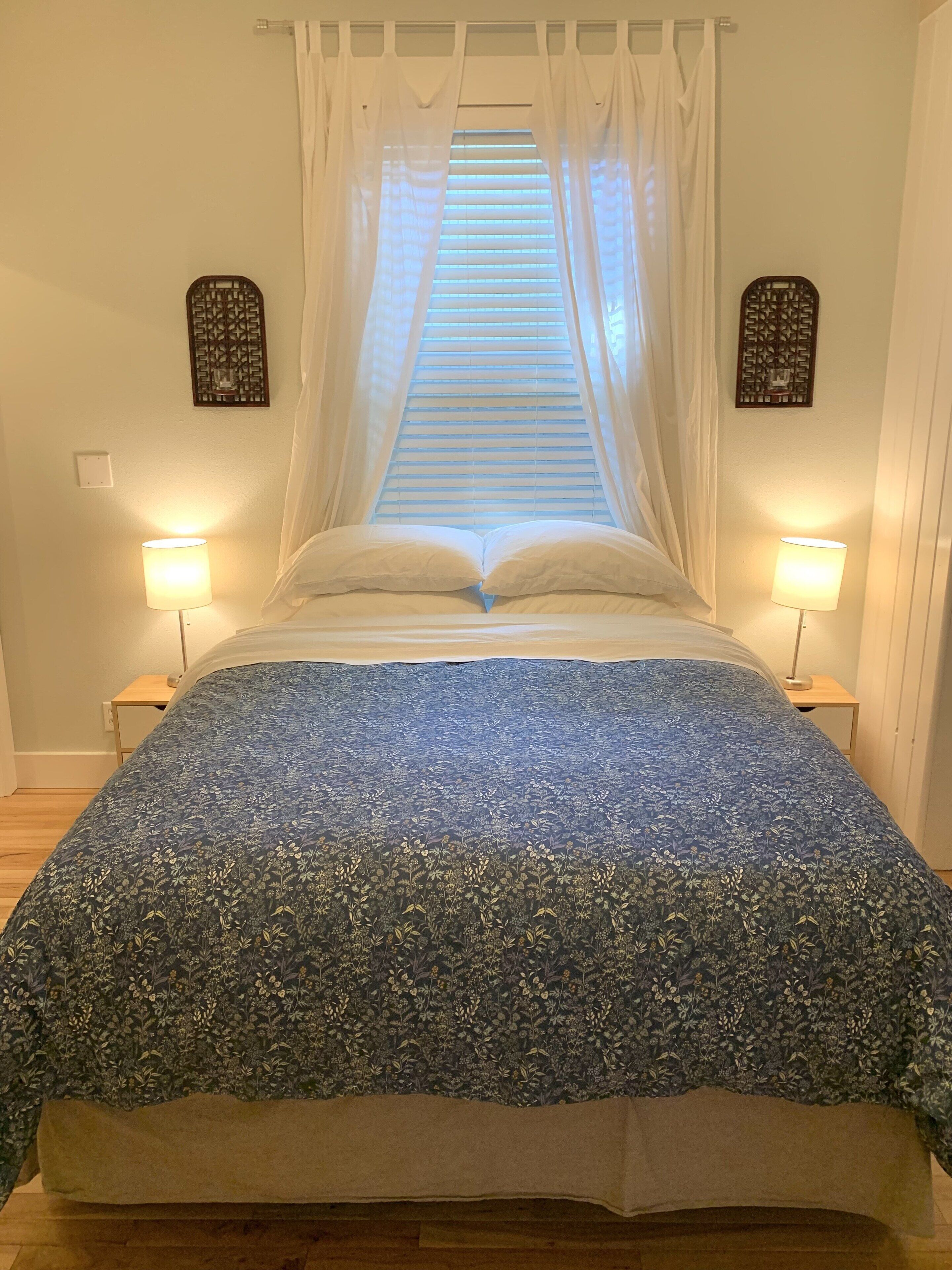 Cozy & Clean Home Near Downtown, Dining, 8 min drive to base Schweitzer! in Sandpoint, United States