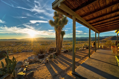 Hotels In Joshua Tree Choose From 392 Hotel Joshua Tree Roca Vista Amazing Views Hot Tub Newly Remodeled Free Wifi