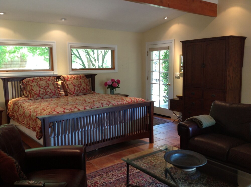 Romantic Sonoma Cottage On 1 Acre in Wine Country Sonoma County Vrbo
