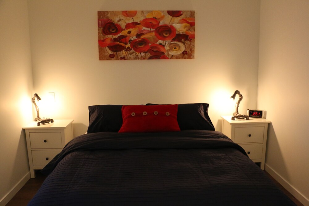 Best Location In Town *Pet Friendly Victoria Vrbo