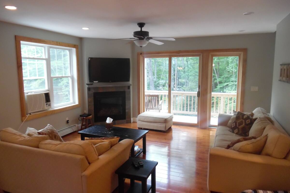 Wooded Retreat Close To North Conway Village Restaurants Activities In North Conway Nh Expedia