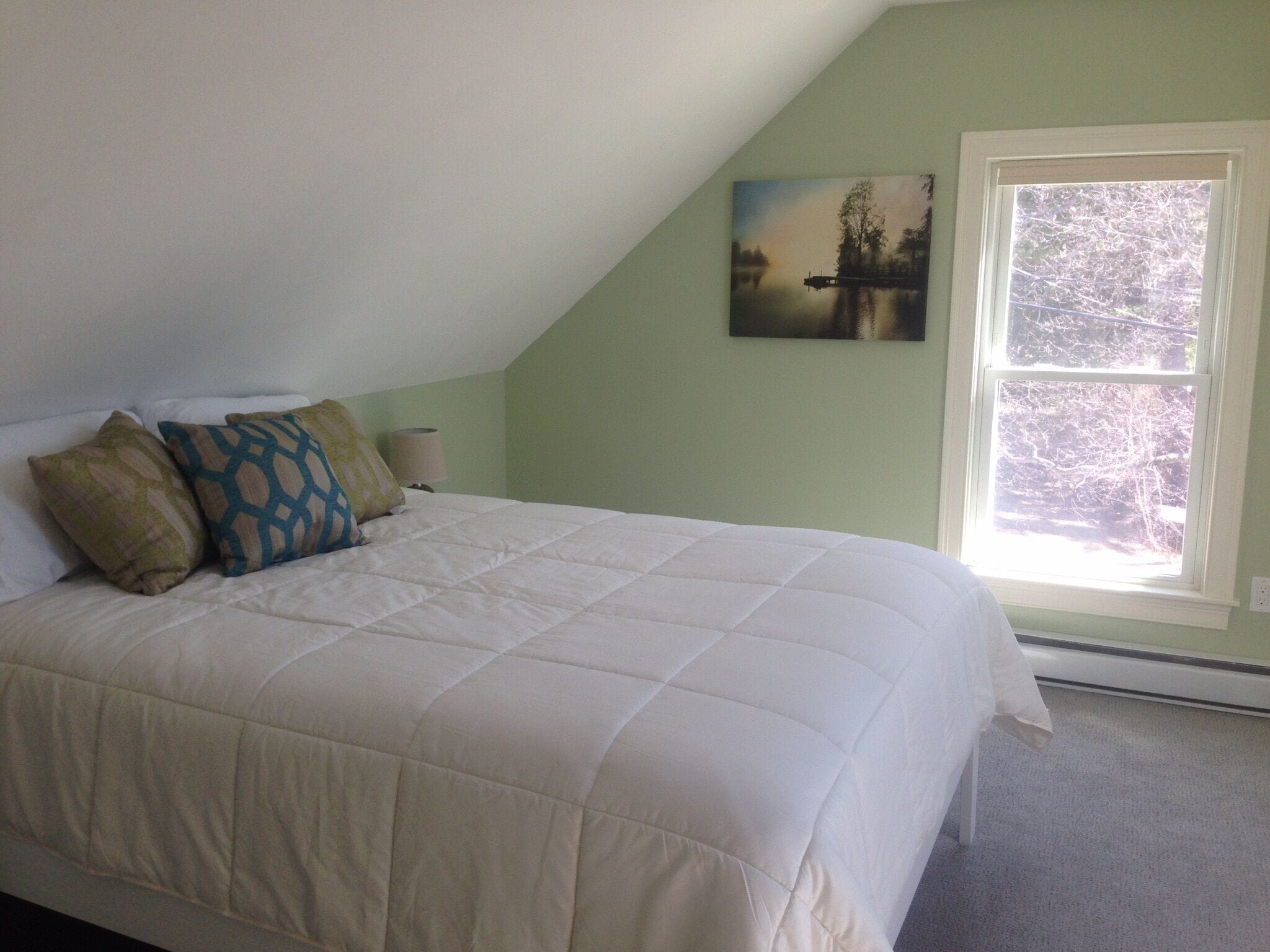 Meredith Bay - Brand New 2nd and 3rd Floor Apartment in Plymouth, United States