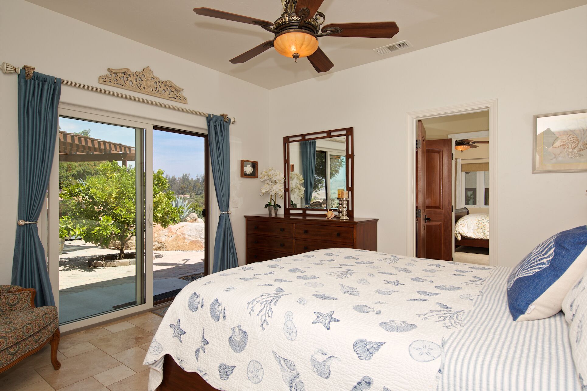 Peaceful Luxurious Country Estate Close to Beaches, Golf and Vacation Attraction in Ramona, United States